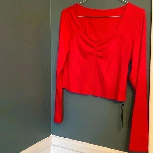 New with tags red crop top - Picture 1 of 5